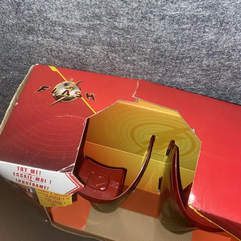 DC Comics The Flash Speed Force Runner Roleplay Set - Picture 2 of 5
